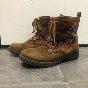 Aztec Colored boots